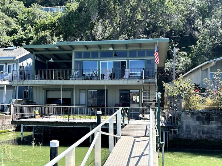 Entire Lake Front Home, New Water System! - Clearlake, CA