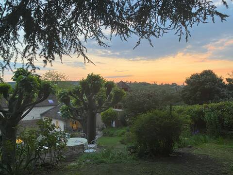 Family home
Sleeps 8 (possible 10)