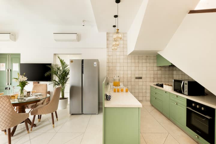 Kitchenette image 1