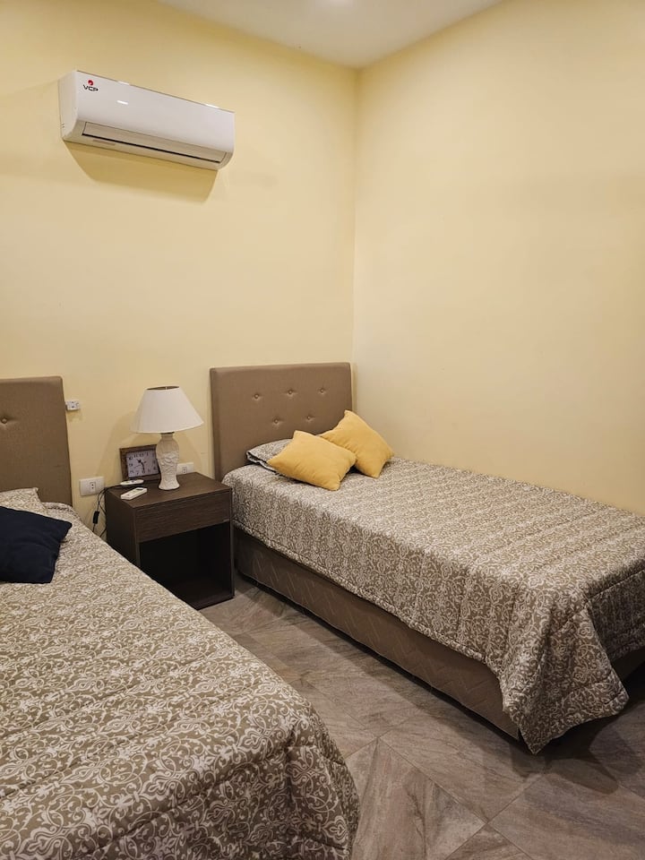 საძინებელი 4