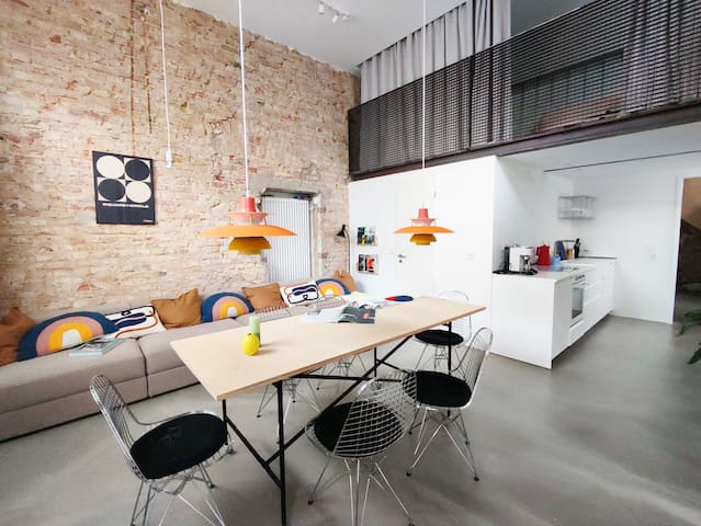 New Architecture Apartment in the center of Berlin