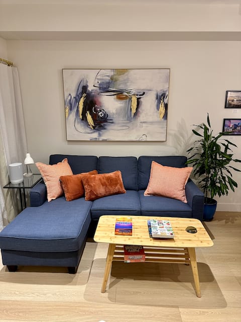 Top Airbnb: Private 2BR Home Sleeps 6 Near Subway in Toronto