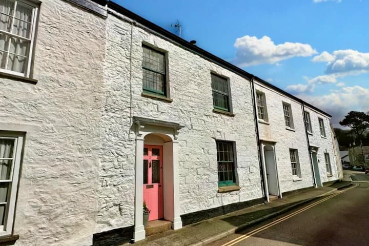 Compass Cottage - Free Quay Parking! - Penryn