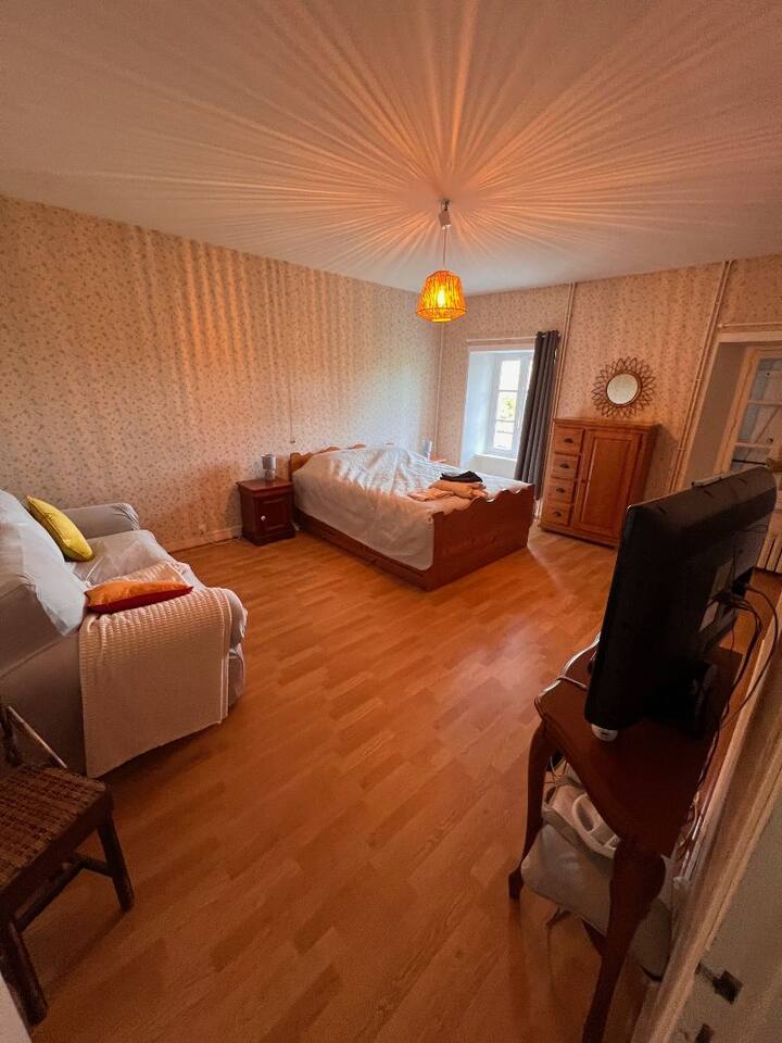 საძინებელი 1