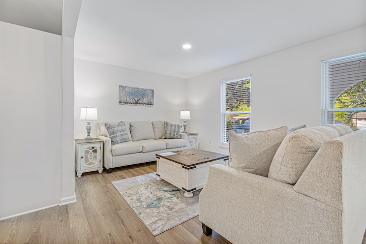 Goose Creek Home Charleston - Hanahan, SC