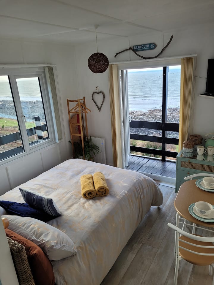 Mid Week For August For £90pn - Barmouth