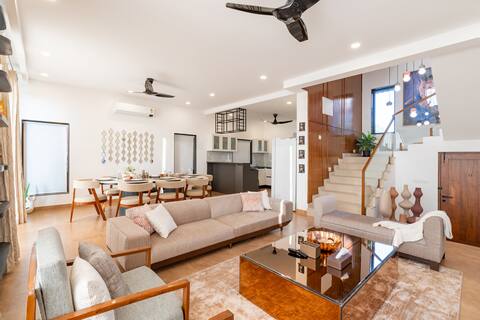 Luxury 4BHK Pool Villa - Sunset View