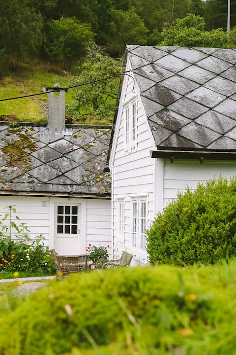 Lovely fjord view in 1800s house, yard & bakery