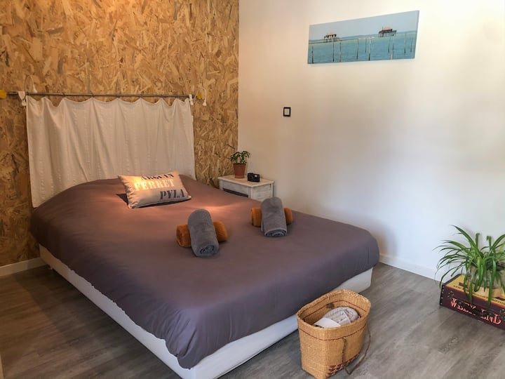 Soba s 2 kreveta u 140x190