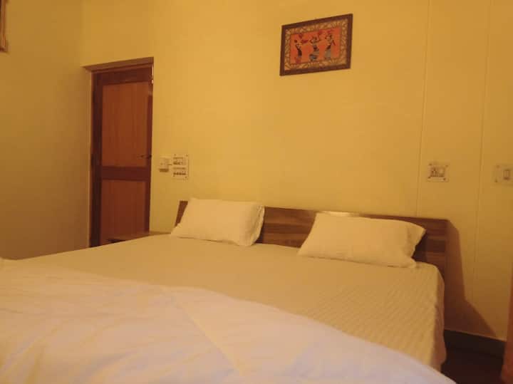 The Pine View Homestay - Almora