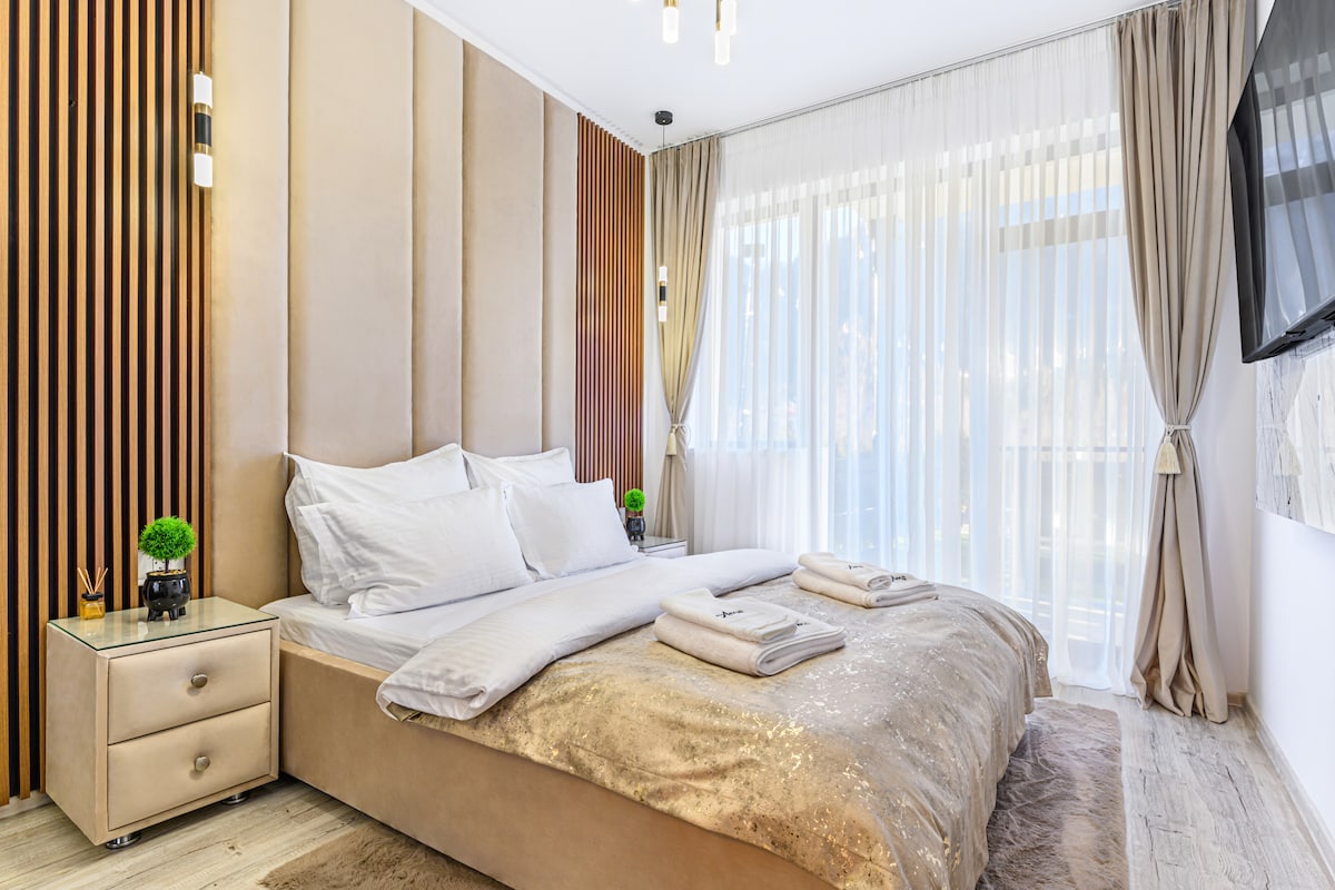 Slaapkamer

Bedhanddoeken
TV