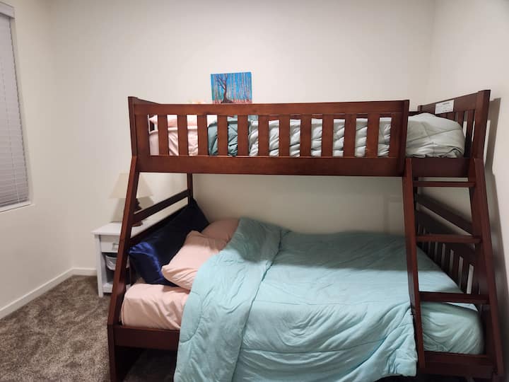 საძინებელი 2