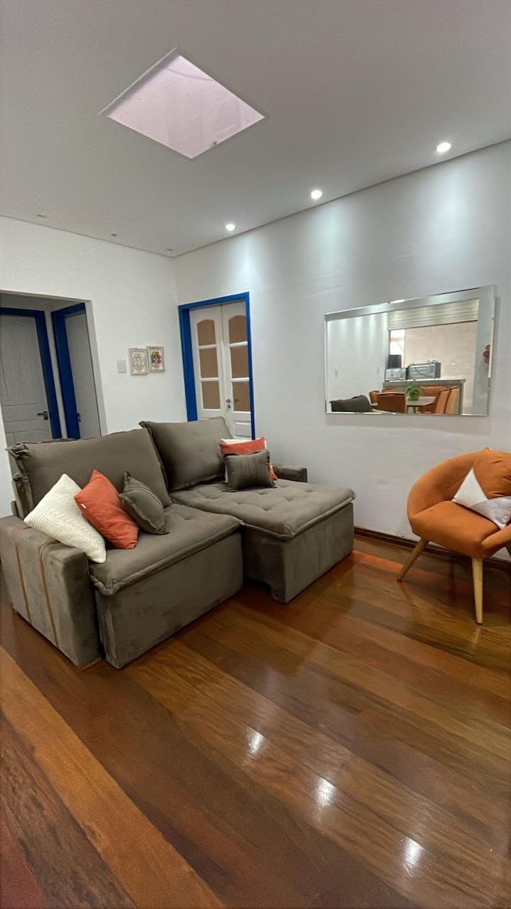 Casa No Centro Com Garagem - Casa Diamantes - Ouro Preto