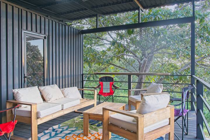 Sunset - Modern container cabin