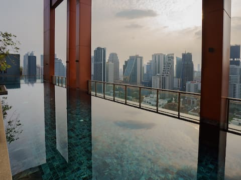 11F Perfect location# Pool#Gym@BTS/MRT&2BR#5ppl