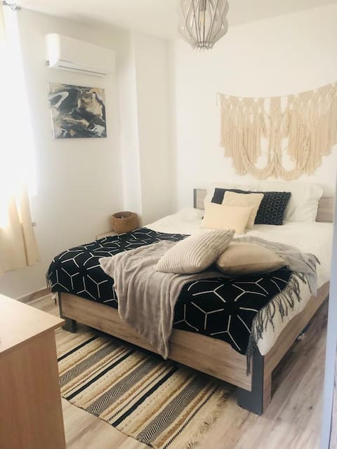 Stunning Apartment Bouzereah, Algiers,Algeria