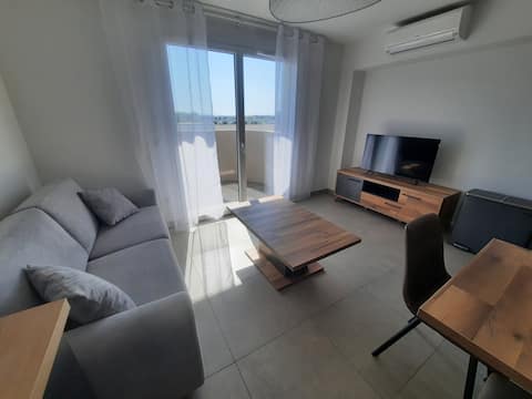 Successful Airbnb property: New 3-room apartment close to the sea 4/6 p in Sérignan