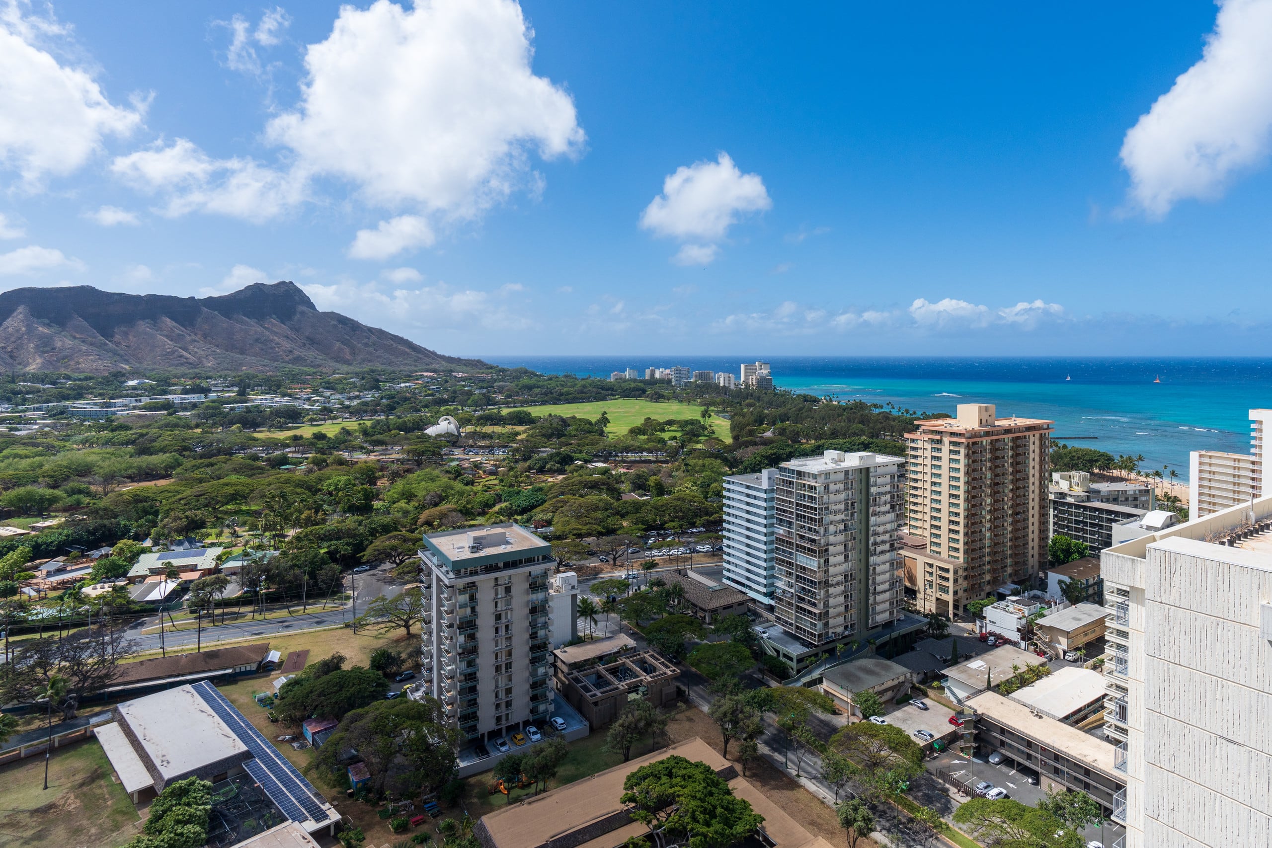 Highrise Ocean Views in Waikiki, +AC - Image 24