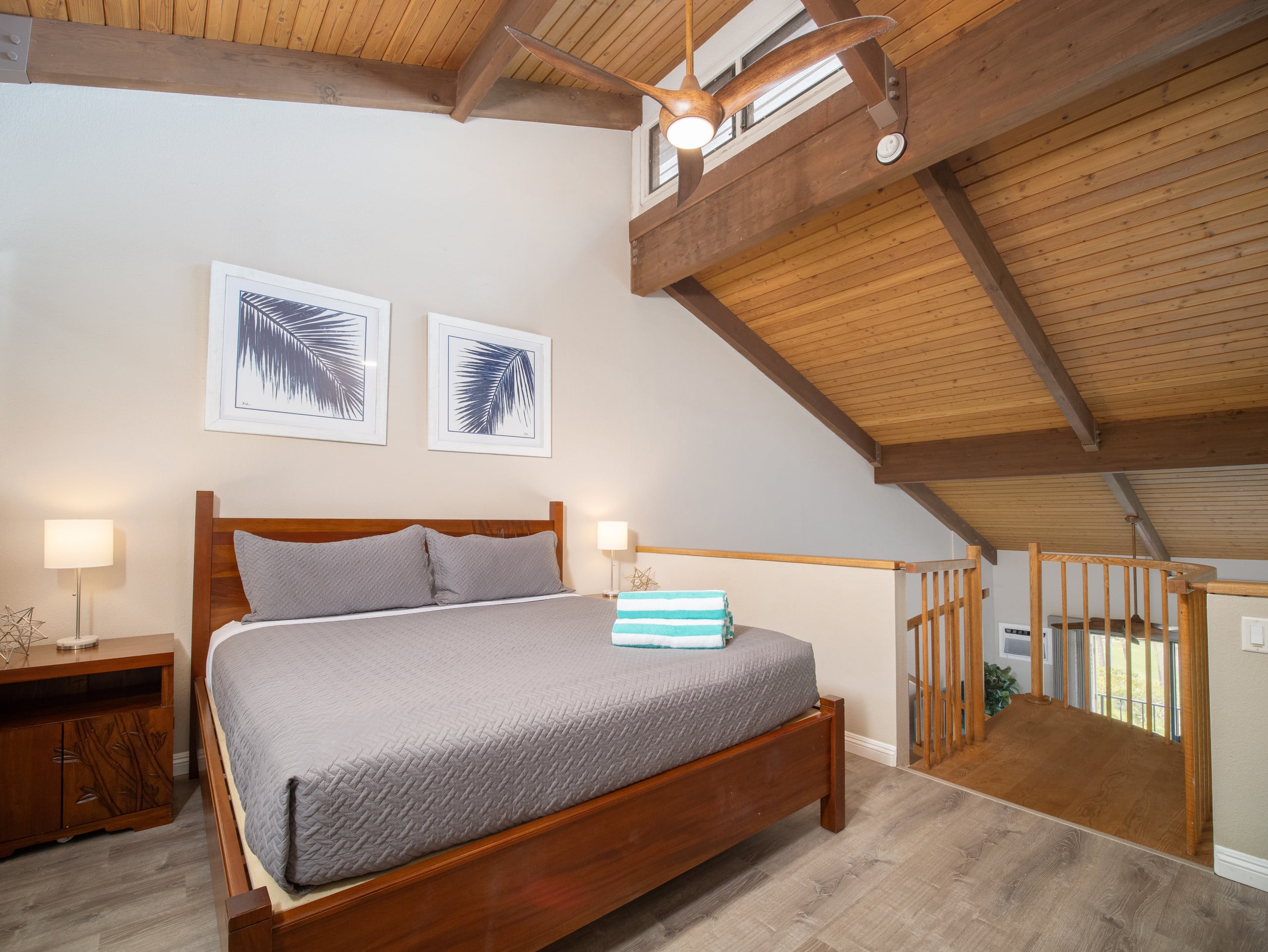 Kihei Beach Retreat: Ocean Views and Sandy Feet! - Image 9