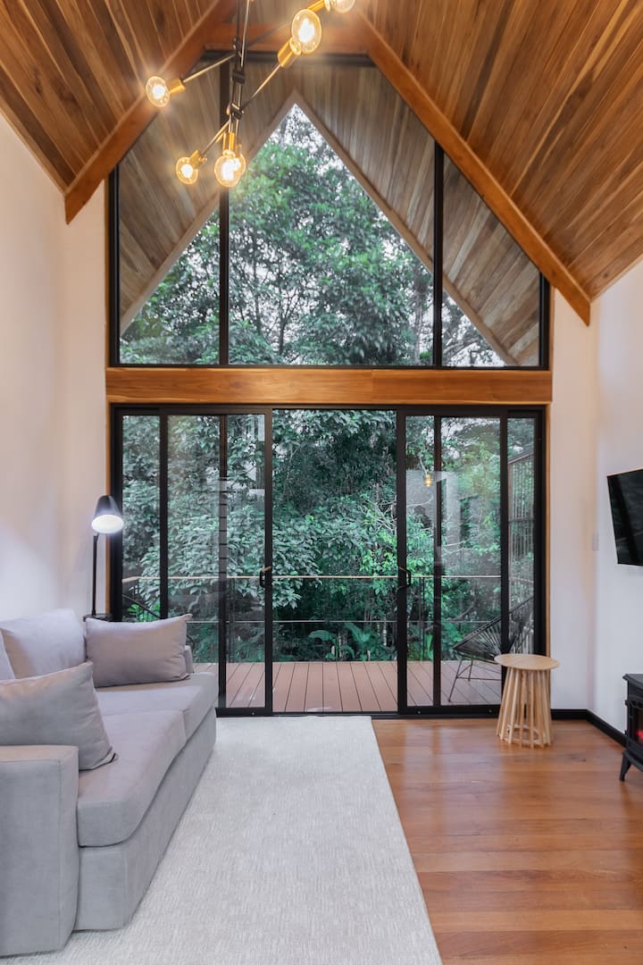 Higuerón Lodge In Bajos Del Toro - Quetzal - Bajos del Toro