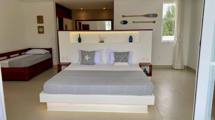 Suite nautica no primeiro andar com vista ao mar