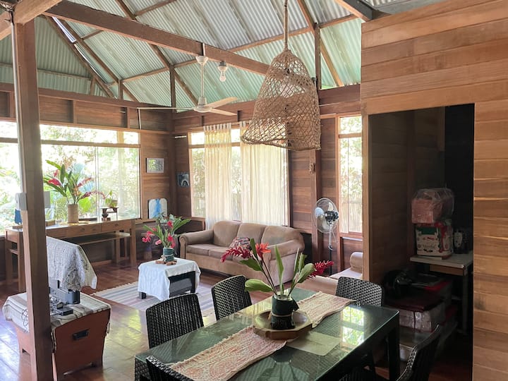 Momotus House - Puerto Maldonado