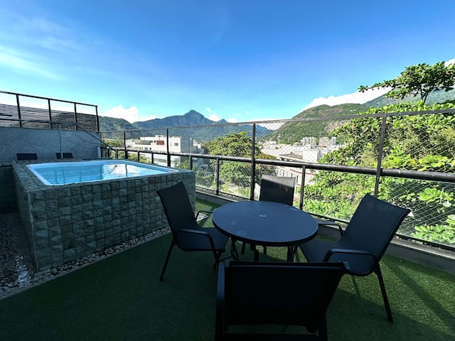 Cobertura c/ Piscina Vista Linda