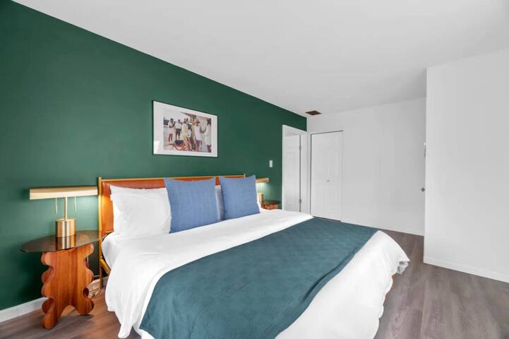 Pet Friendly Ranch by OSU | Ping Pong & Sunroom gallery image 2