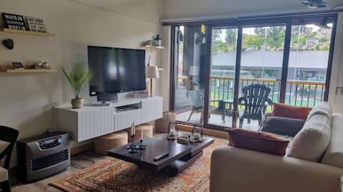 Popular Airbnb listing: Nice and cozy apartment steps from the lake. in Puerto Varas