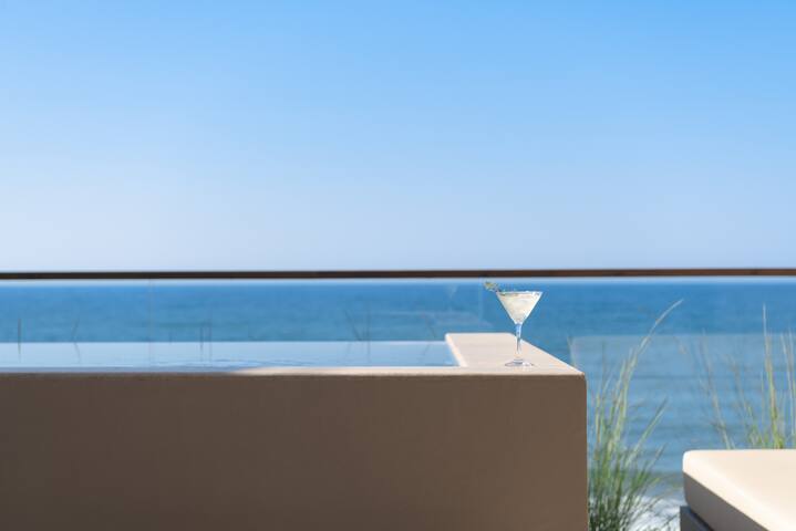 Thetis BeachFront Retreat, with Plunge Pool gallery image 3