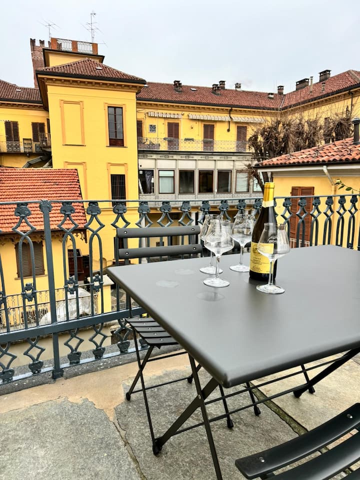 Le Tre Ca' - Ca' Nina Attico Charme Con Terrazza - Asti