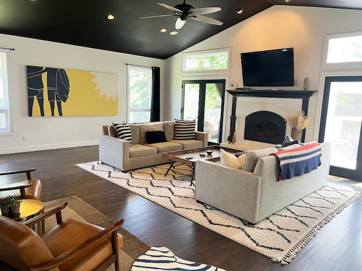 5 Minutes From Campus Beautiful Large Home. - Boulder, CO