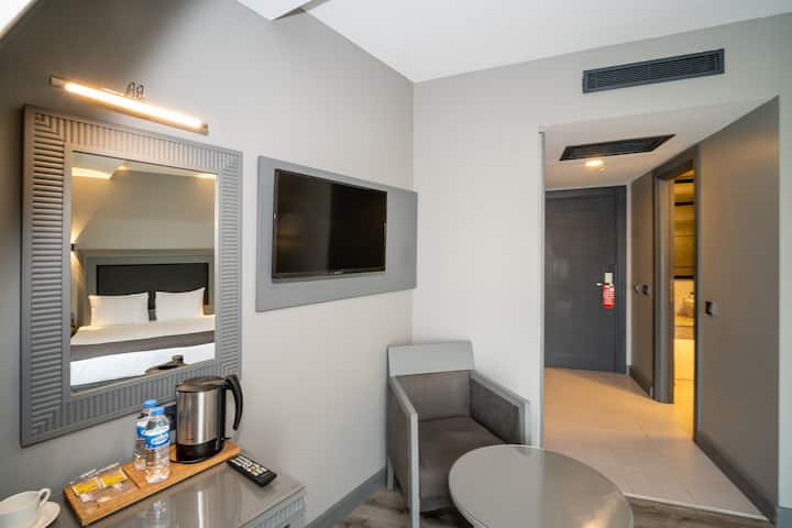 Grand S Hotel Double Room With Breakfast - Esenler