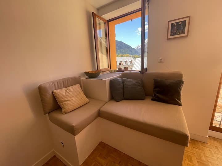 Appartement éPuré Dans La Veille Ville De Briançon - Briançon