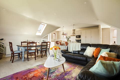Top Airbnb: Luxury newly furbished Seaview Apartment in Camp! in County Kerry