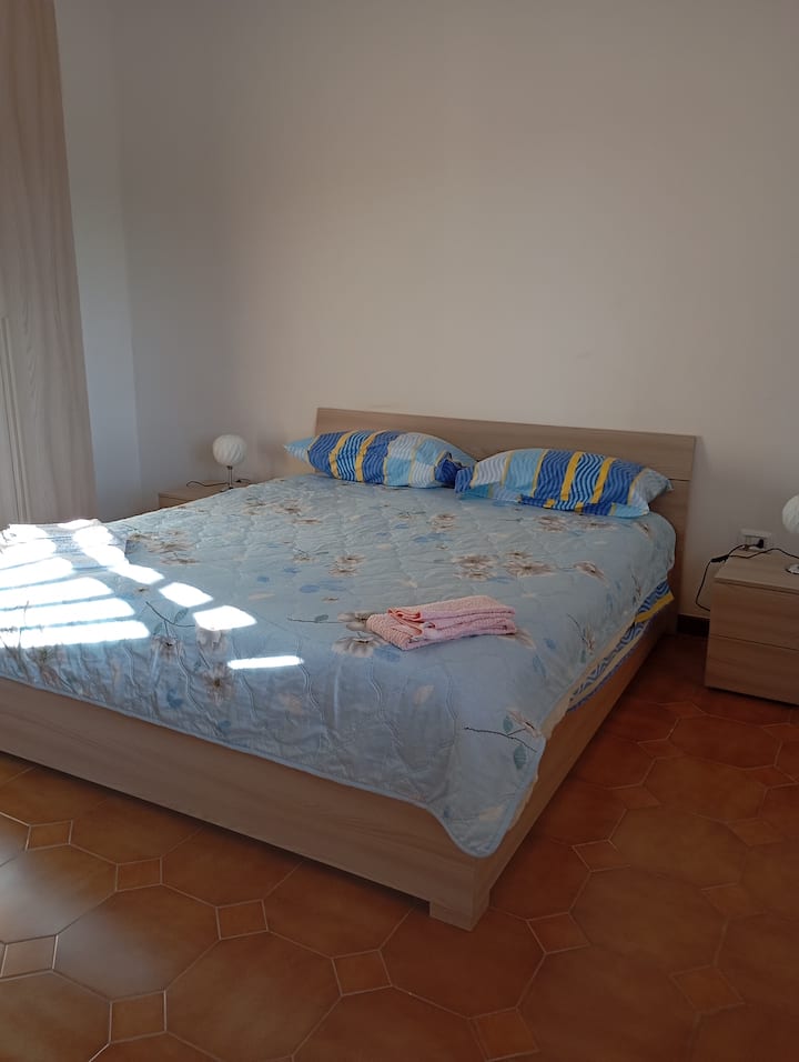 غرفة النوم 1