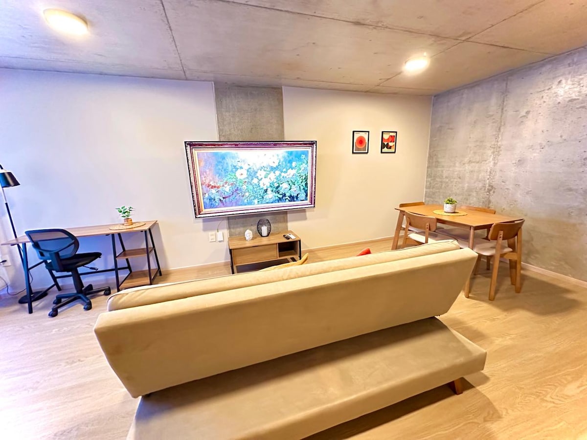 Propiedad de Airbnb exitosa: Brand new apartment in Tres Cruces! en Tres Cruces