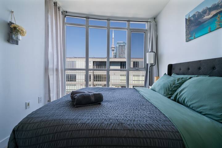 Sky Living : Awesome Lake and City View, Park Free