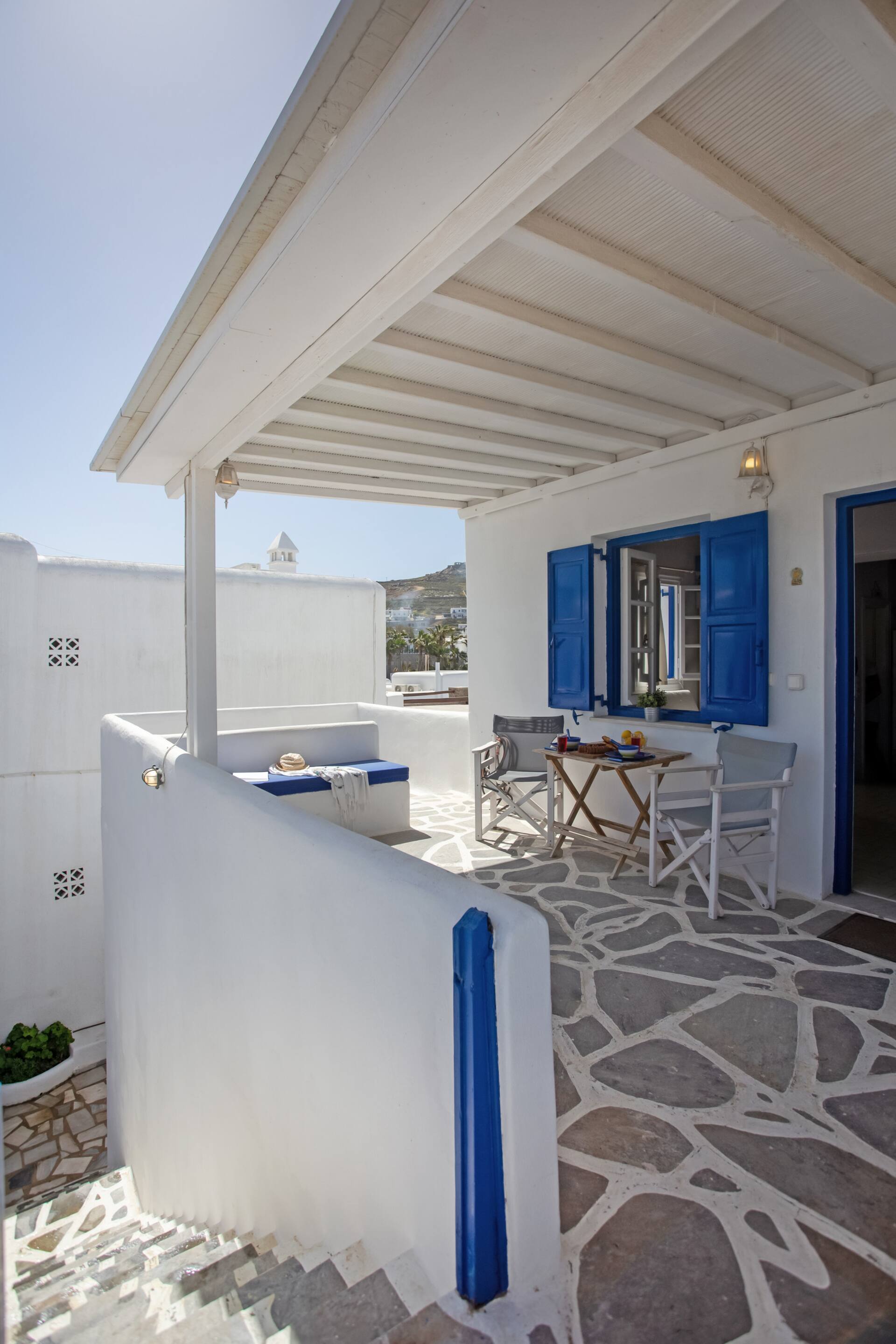 Lilly's Apartment in Ornos — photo 2