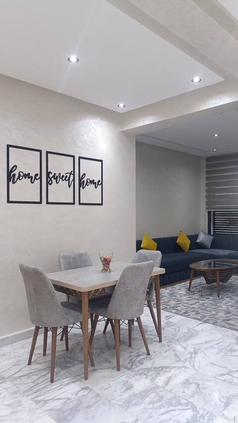 Escalade B2 Residence