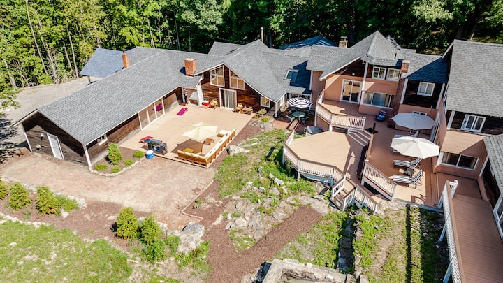 8,200 Sf Grand Retreat With Pool & Movie Theater - Danbury, CT