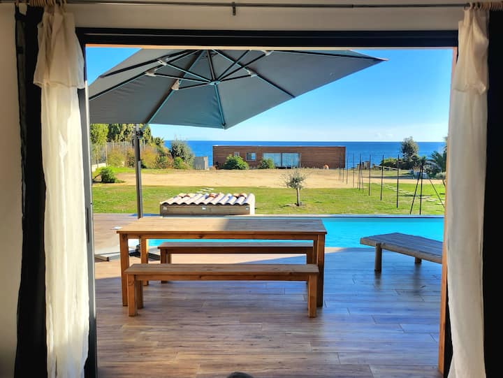 Waterfront villa / private pool
