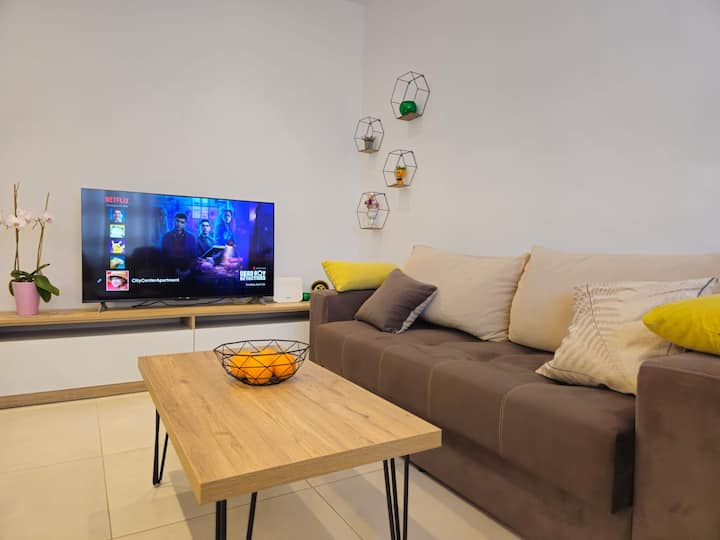 City Center Tirana Apartment! - 阿爾巴尼亞