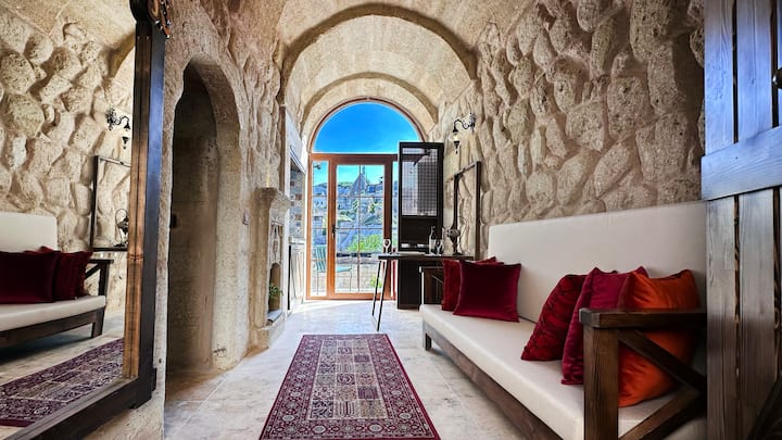 Rocca Cave Suite Heritage Retreat - Göreme