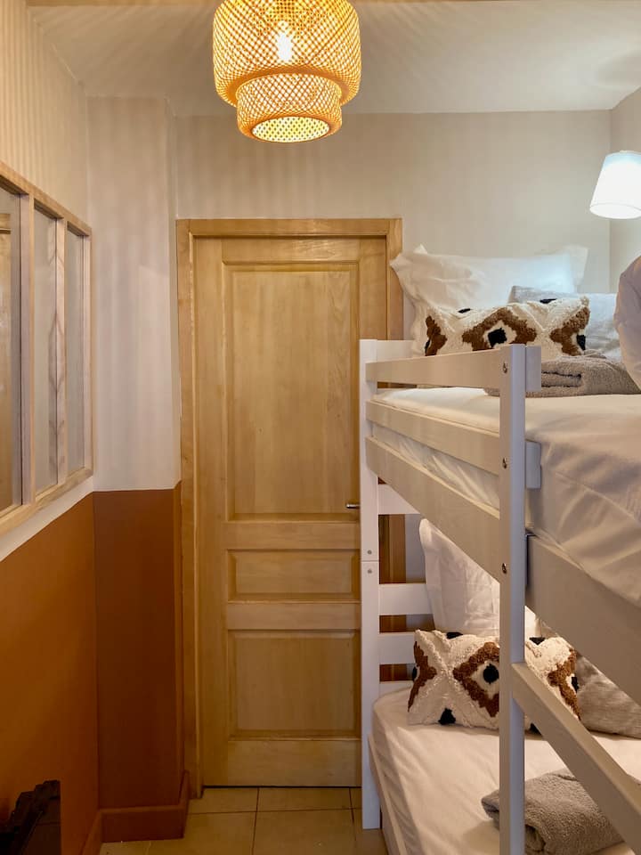 غرفة النوم 2