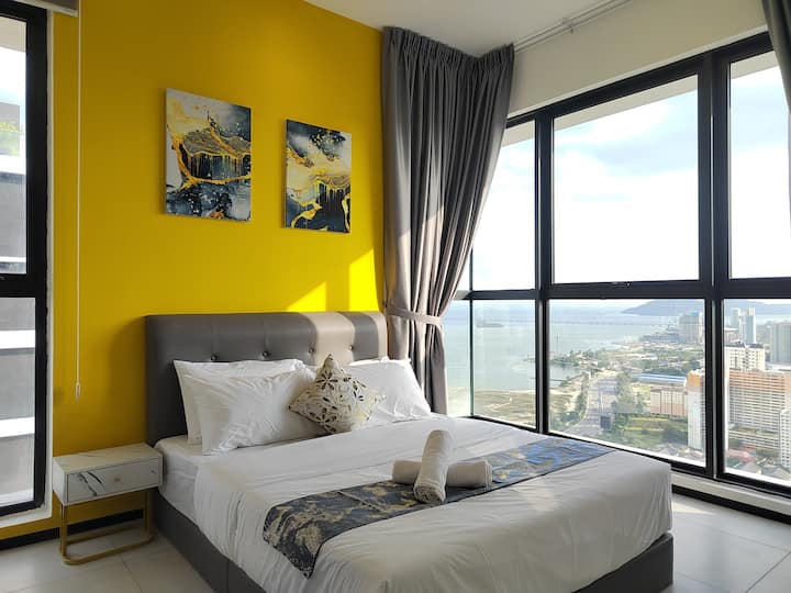 Seaview Infinity Pool / 9pax/ 3room 2carpark - Penang