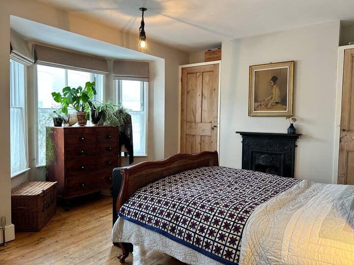 Hastings Old Town / West Hill Bolt Hole For Two - Battle