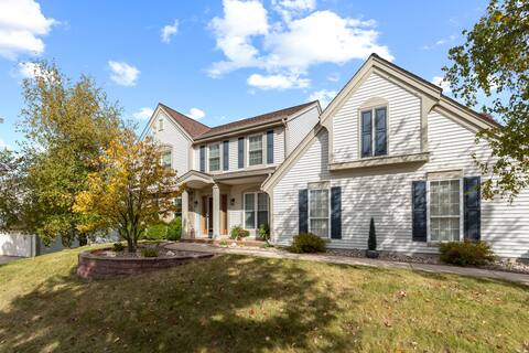 Beautiful Home in Waukesha