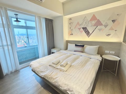 2 double bed room #Taipei Main Station 2 mins walk
