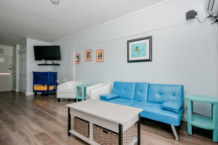 129 Cedar Key Oceanfront Retreat! - Cedar Key, FL